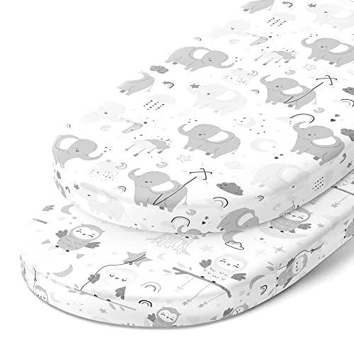 5. Munchkin Brica Fold N' Go Travel Bassinet